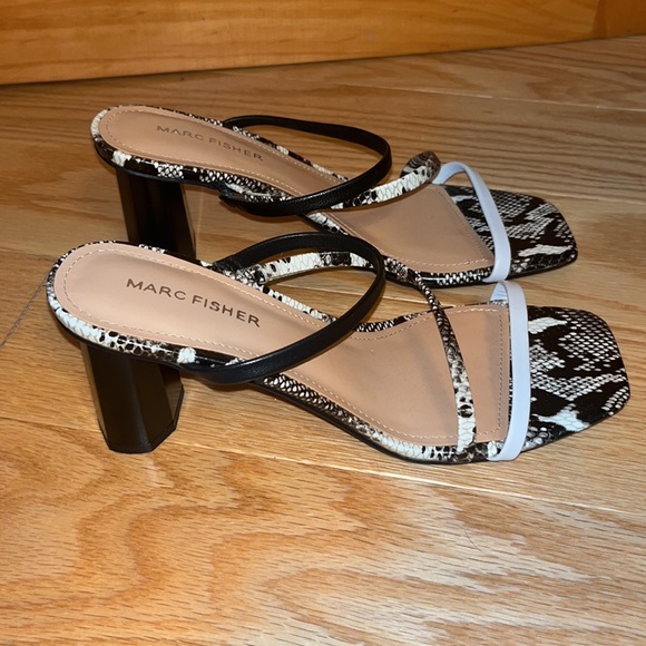 Marc Fisher Block Heels - Picture 2 of 4